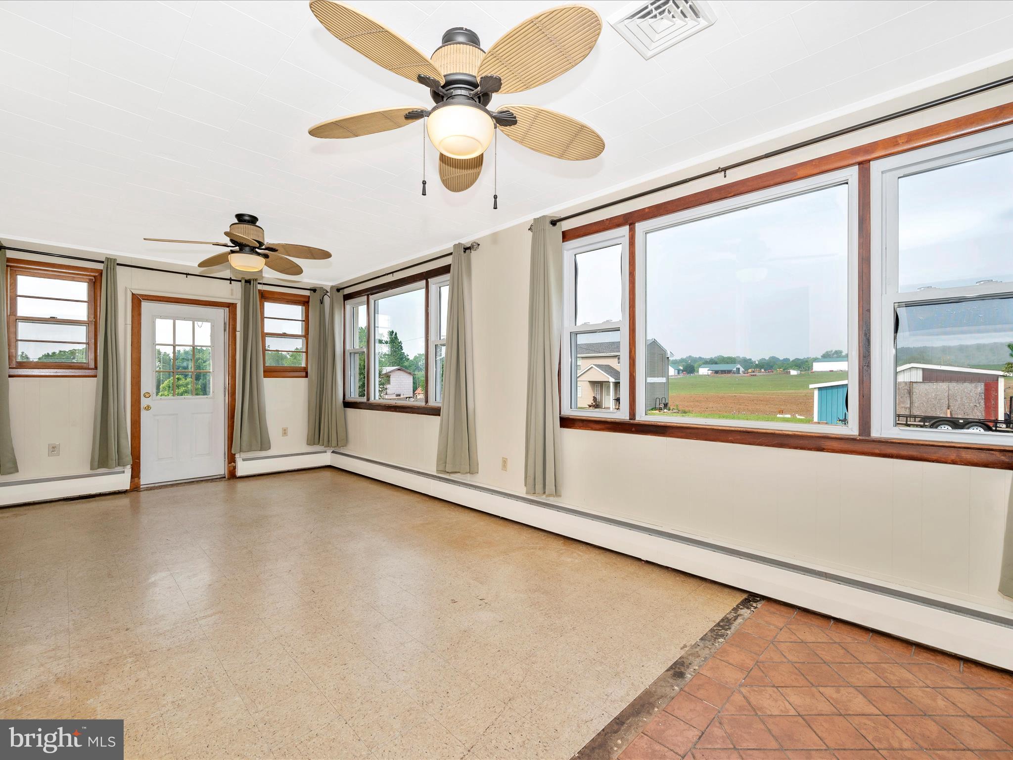 14054 Hoovers Mill Road Rocky Ridge, MD 21778 - Photo 16 of 56 Sun Room