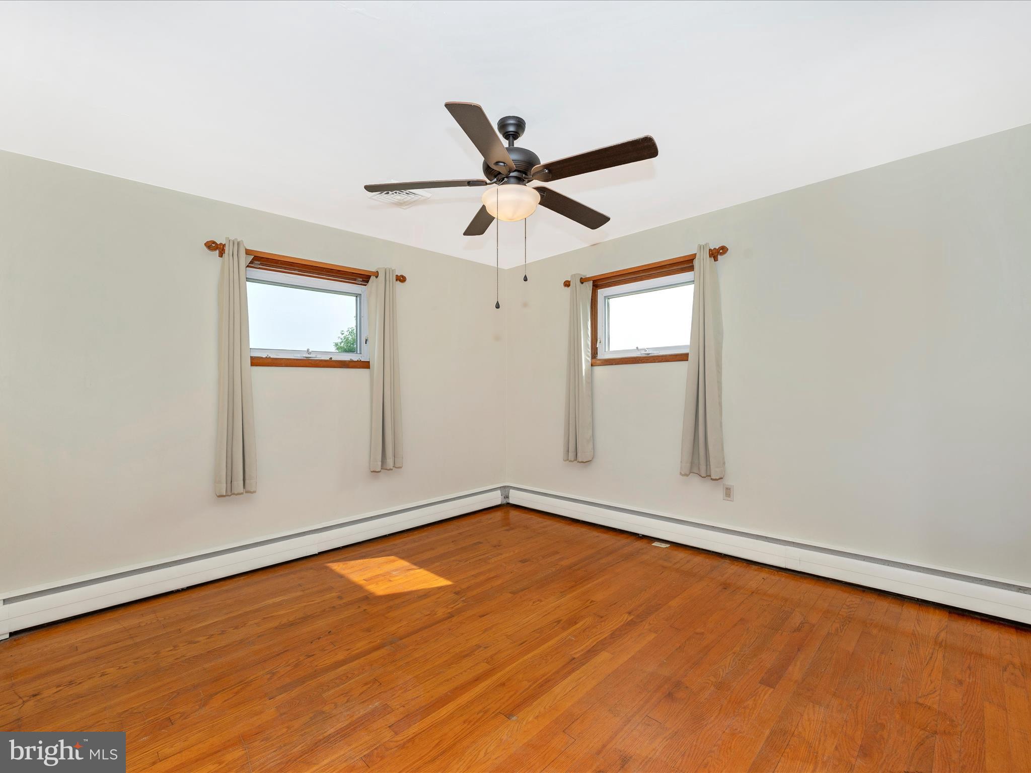 14054 Hoovers Mill Road Rocky Ridge, MD 21778 - Photo 18 of 56 Primary Bedroom