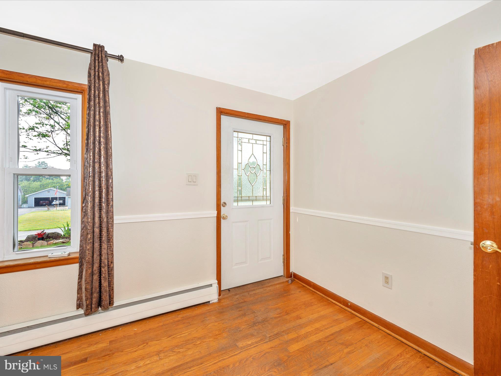 14054 Hoovers Mill Road Rocky Ridge, MD 21778 - Photo 2 of 56 Entry
