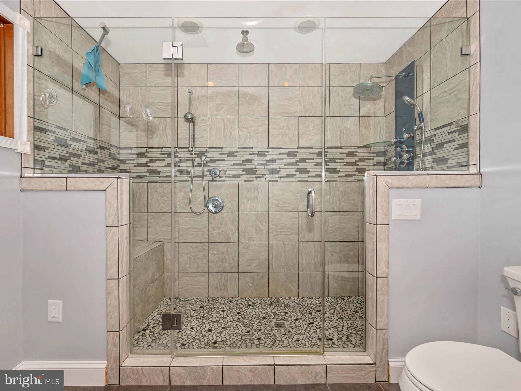 14054 Hoovers Mill Road Rocky Ridge, MD 21778 - Photo 22 of 56 Primary Bathroom