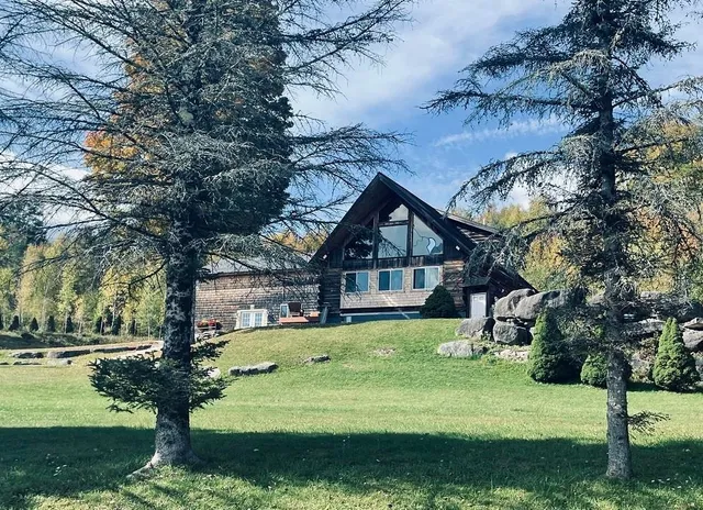 $324,950 | 306 Sparrow Drive, Stamford, VT 05352