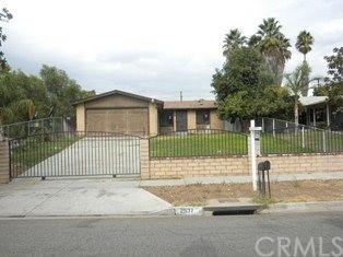 2537 11th Street Riverside, CA 92507 - Photo 1 of 1 2637 11th St. Riverside
