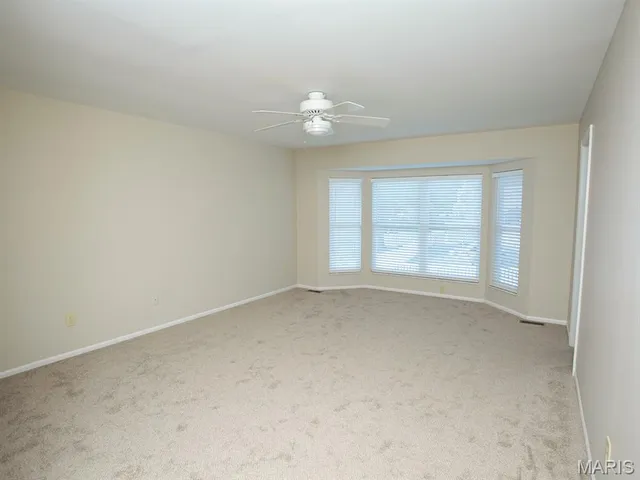 $429,500 | 5070 Douglas Park Drive, St. Peters, MO 63304