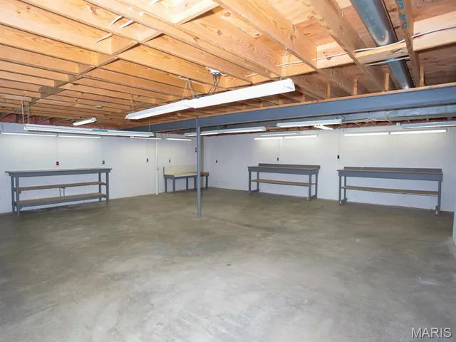 $429,500 | 5070 Douglas Park Drive, St. Peters, MO 63304