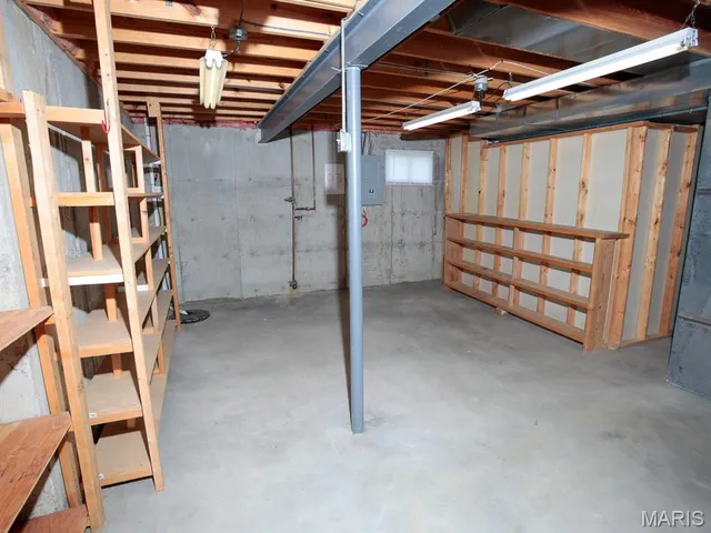 $429,500 | 5070 Douglas Park Drive, St. Peters, MO 63304