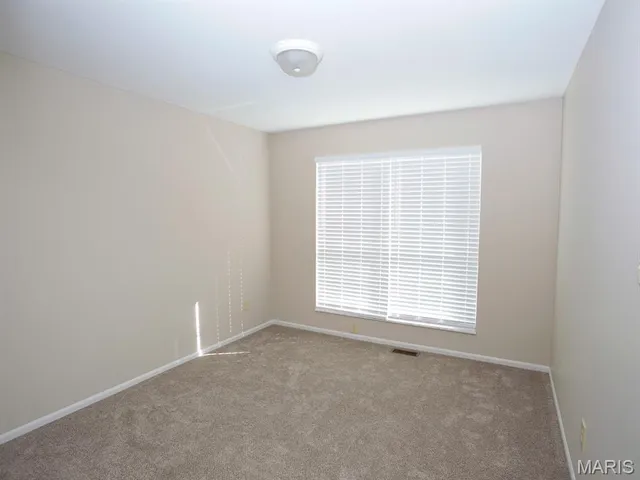 $429,500 | 5070 Douglas Park Drive, St. Peters, MO 63304