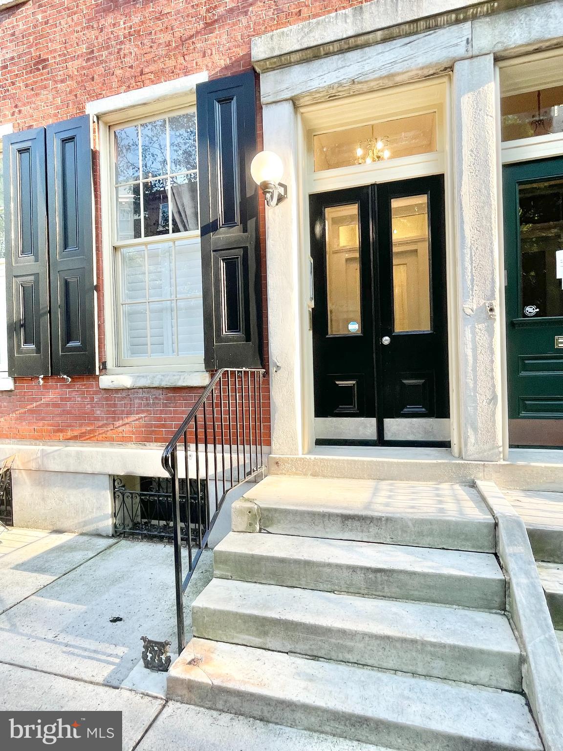 1716 Pine Street, Unit 1R Philadelphia, PA 19103 - Photo 3 of 16
