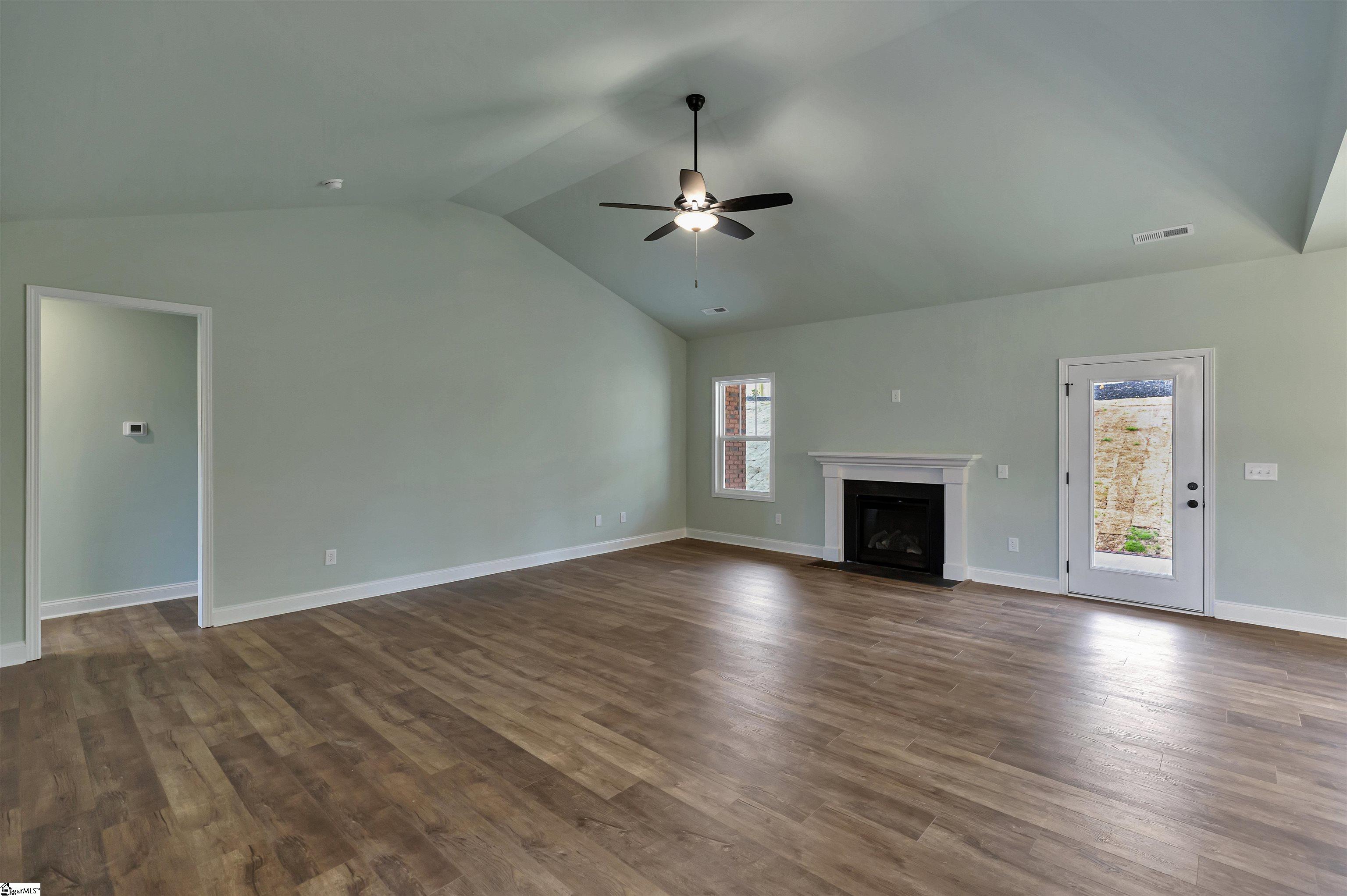 126 Bonaire Point Anderson, SC 29621 - Photo 5 of 24