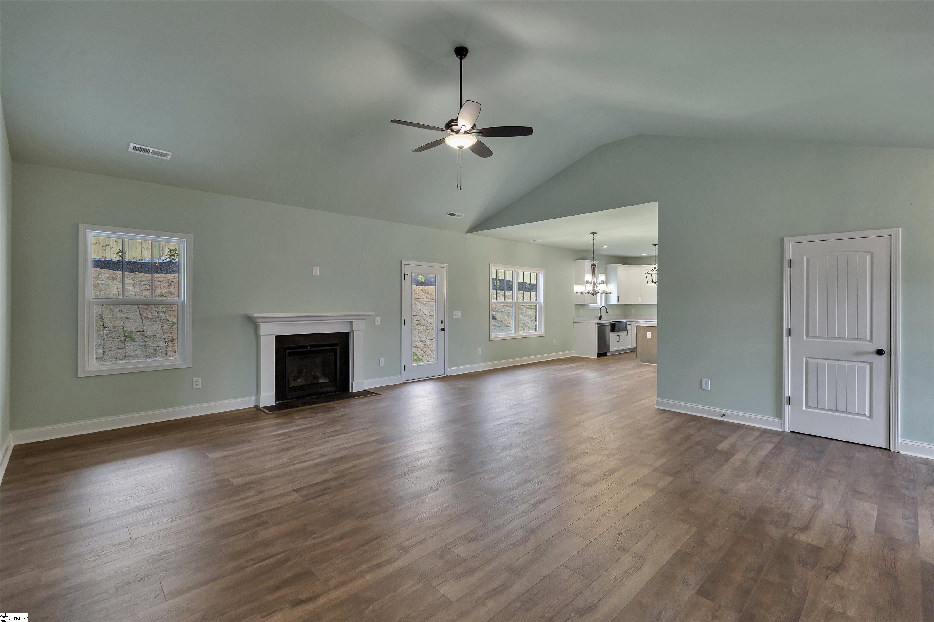 126 Bonaire Point Anderson, SC 29621 - Photo 6 of 24