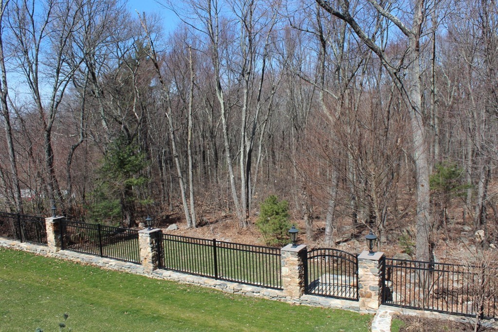 42 Greenwood Road Hopkinton, MA 01748 - Photo 29 of 30 Gallery Image 29