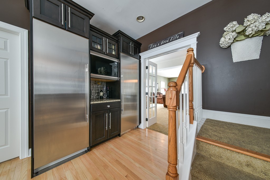 42 Greenwood Road Hopkinton, MA 01748 - Photo 7 of 30 Gallery Image 7
