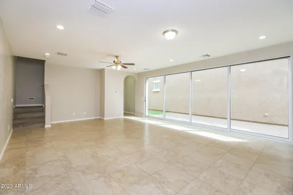 $2,555 | 1088 South Agnes Lane, Gilbert, AZ 85296