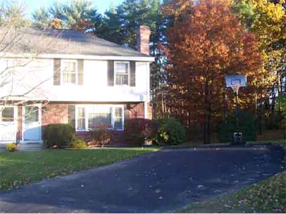9 R Blueberry Road, Unit 9 Derry, NH 03038 - Photo 1 of 6
