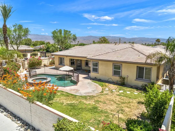 $3,800 | 145 Bellini Way, Palm Desert, CA 92211