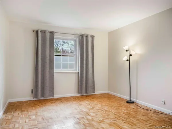 $3,200 | 430 Somerset Drive, Unit F, Pearl River, NY 10965