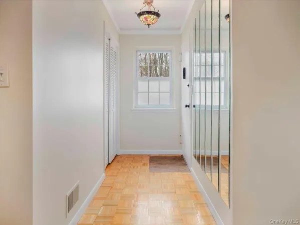 $3,200 | 430 Somerset Drive, Unit F, Pearl River, NY 10965