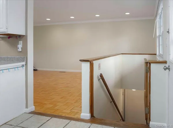 $3,200 | 430 Somerset Drive, Unit F, Pearl River, NY 10965