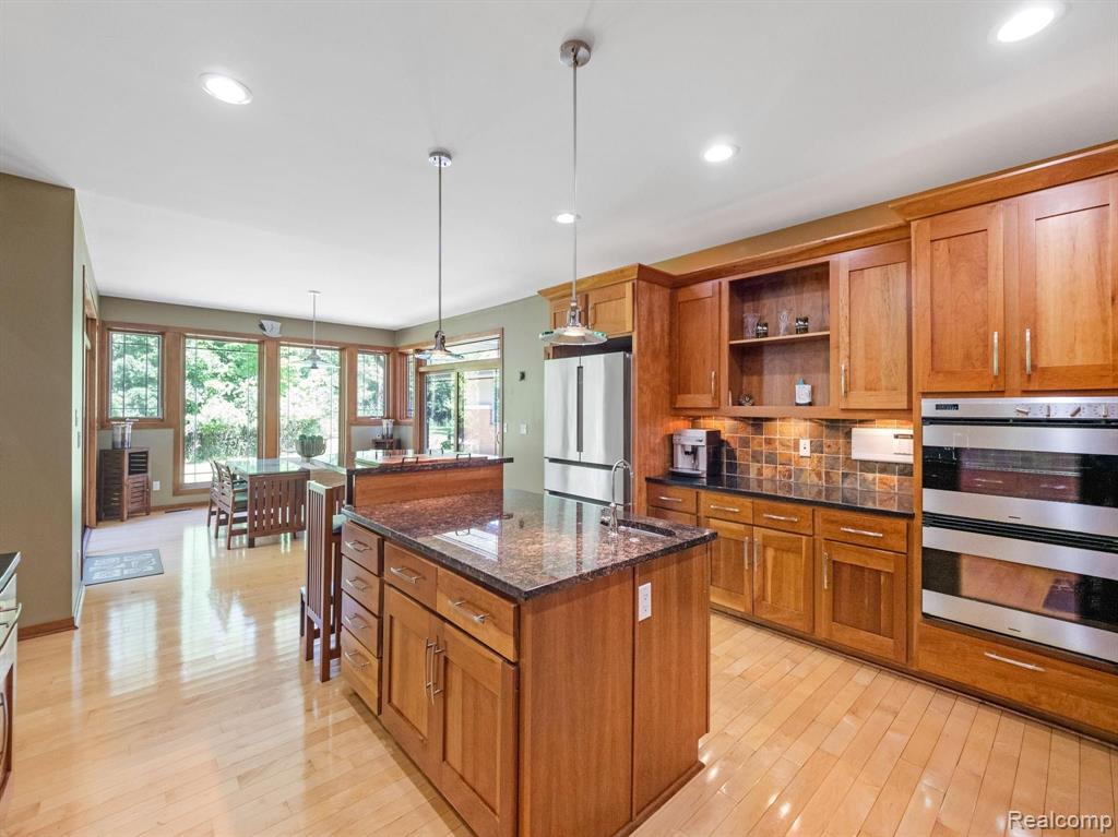 34600 Quaker Valley Road Farmington Hills, MI 48331 - Photo 12 of 41