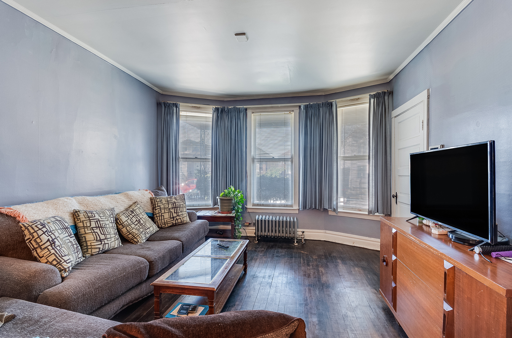 5145 South Troy Street Chicago, IL 60632 - Photo 3 of 24