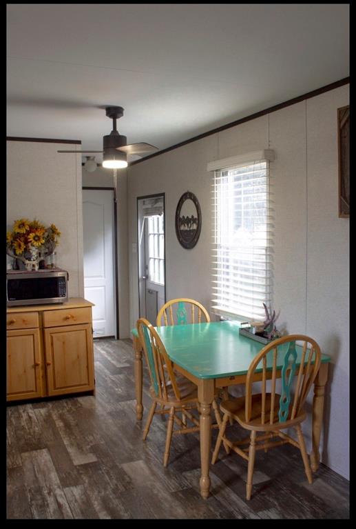 18200 Highway 6 Dublin, TX 76446 - Photo 11 of 38 a dining room with furniture and window