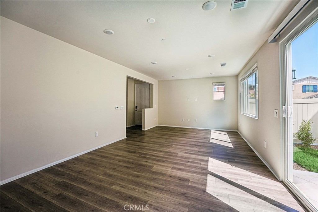 1131 Tropic Court Redlands, CA 92374 - Photo 5 of 31