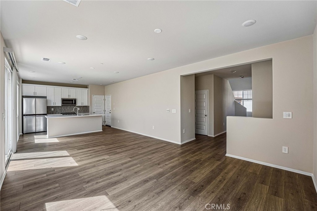 1131 Tropic Court Redlands, CA 92374 - Photo 6 of 31