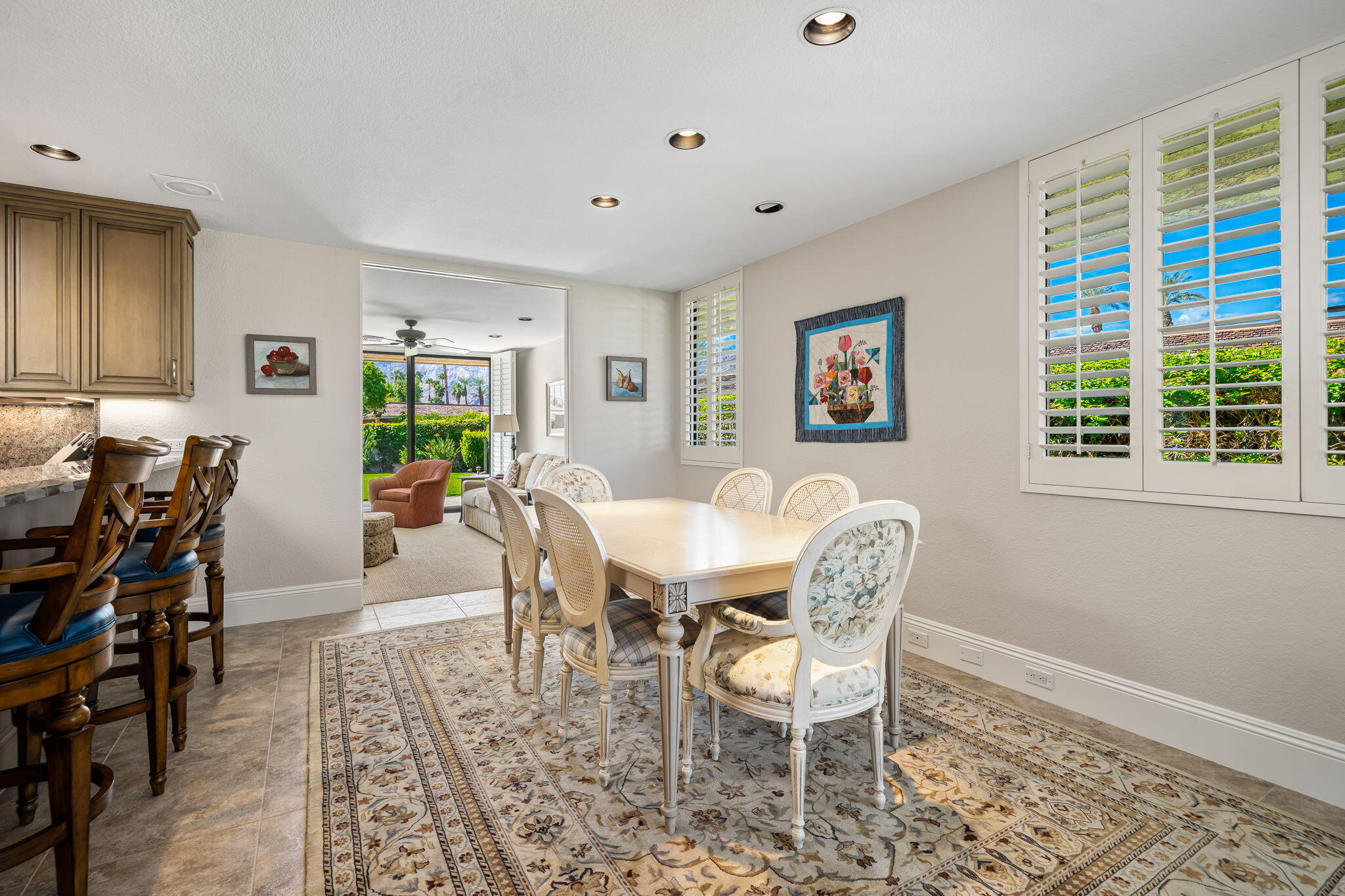 6 Oxford Court Rancho Mirage, CA 92270 - Photo 11 of 42 a view of a dining room with furniture