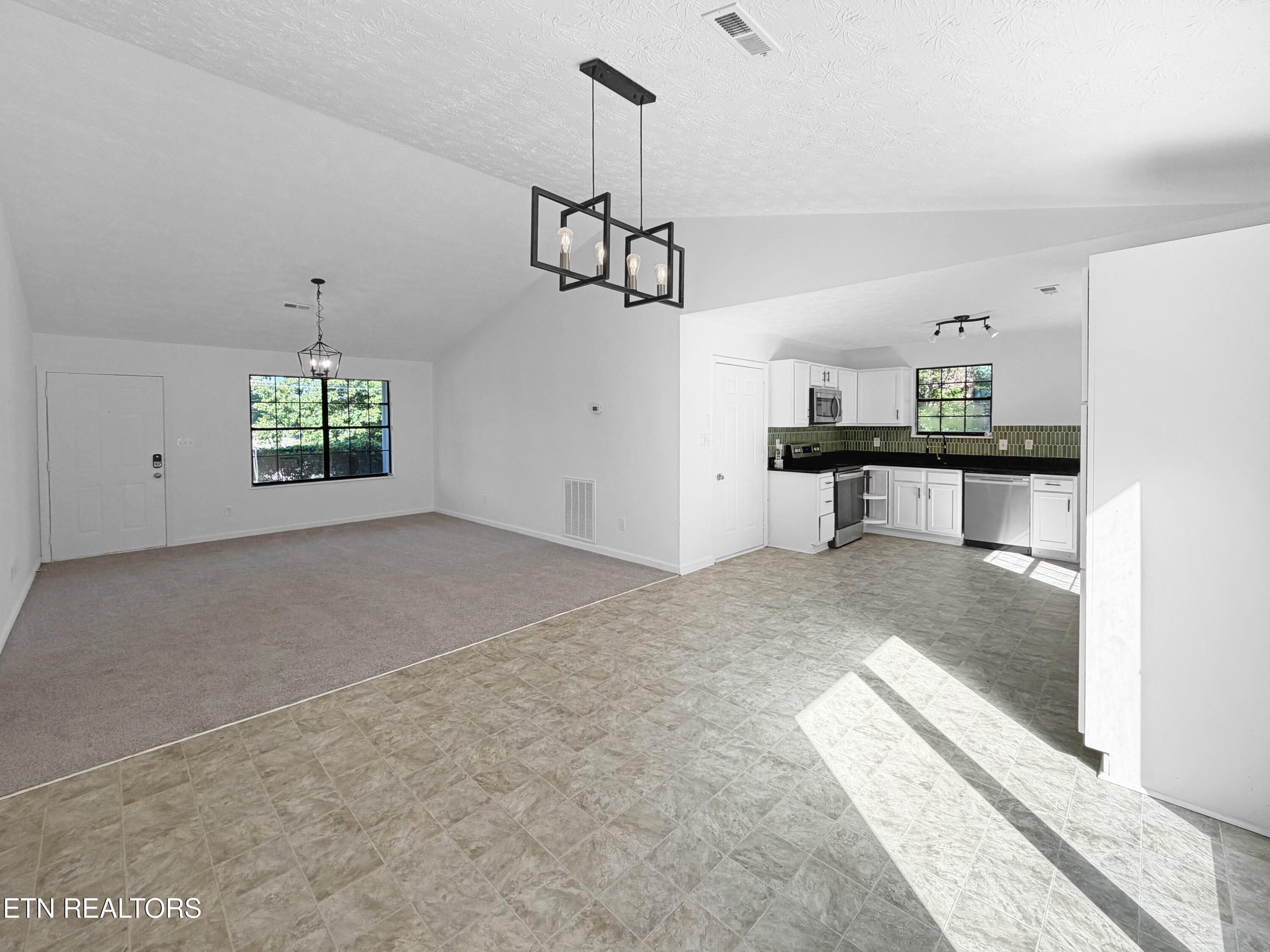 6018 Bridge Garden Road Knoxville, TN 37912 - Photo 14 of 17 photo_14