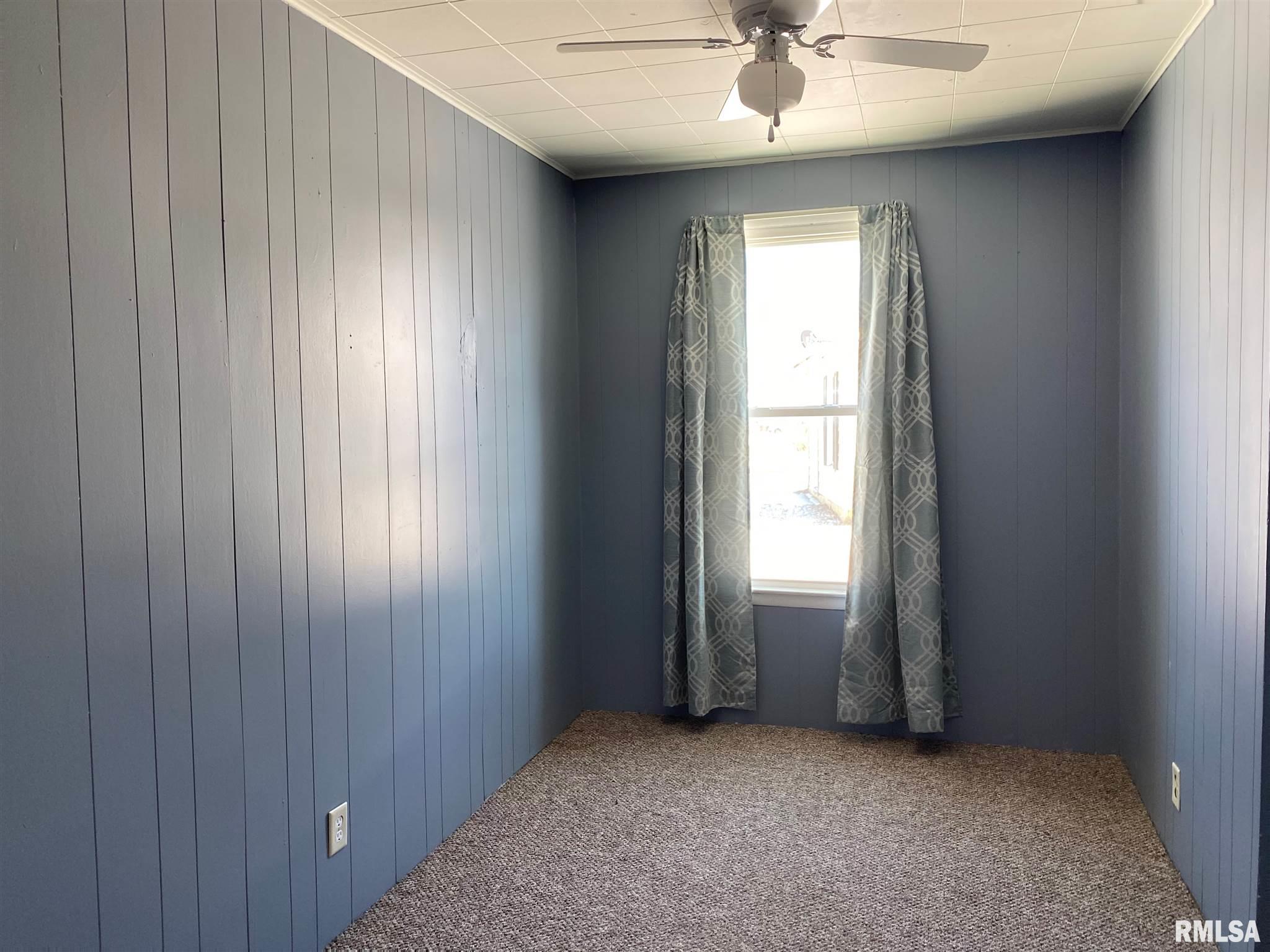 886 West Locust Street Canton, IL 61520 - Photo 11 of 30 Gallery Image 11