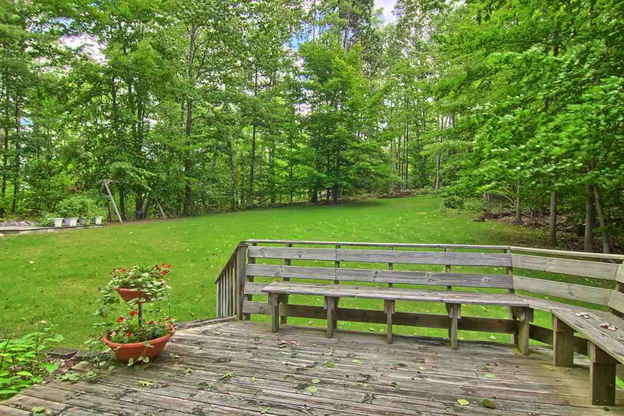 8116 Skegemog Point Road Williamsburg, MI 49690 - Photo 35 of 45 1869543-34.JPG