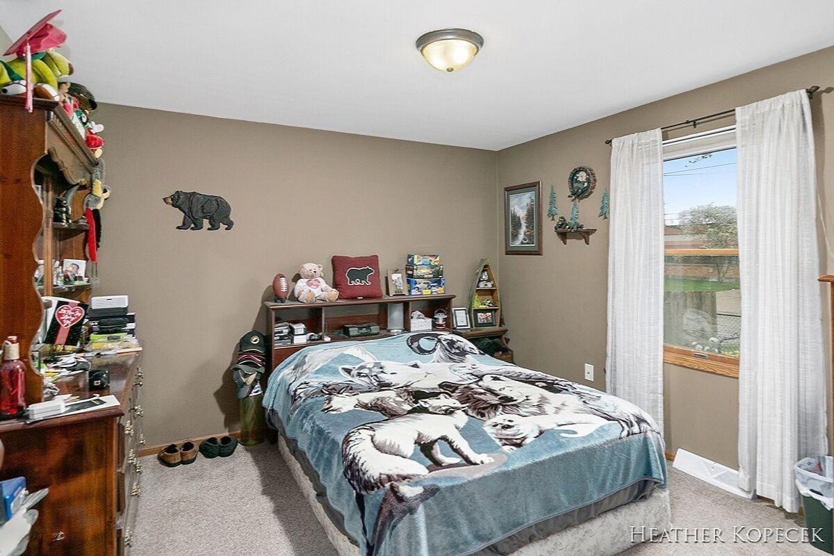 520 Spring Street Lowell, MI 49331 - Photo 12 of 20 H11