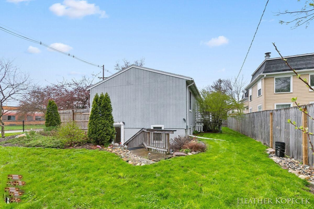520 Spring Street Lowell, MI 49331 - Photo 18 of 20 H17