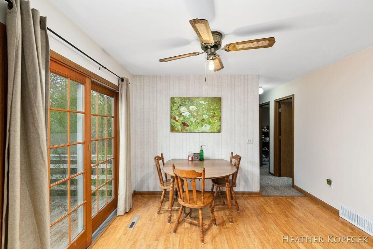 520 Spring Street Lowell, MI 49331 - Photo 9 of 20 H8