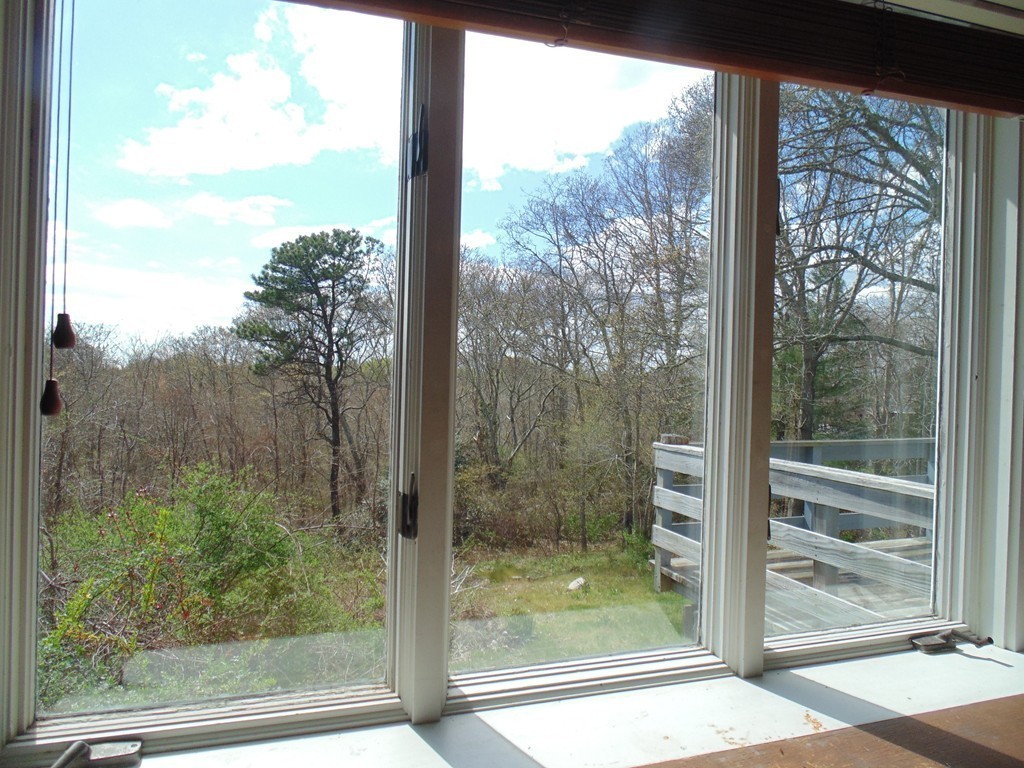 40 Frazar Road Falmouth, MA 02540 - Photo 6 of 21 Gallery Image 6