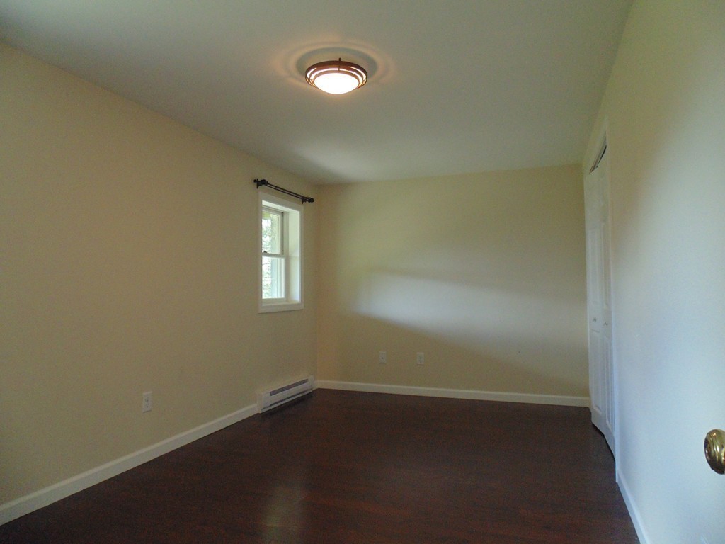 40 Frazar Road Falmouth, MA 02540 - Photo 10 of 21 Gallery Image 10