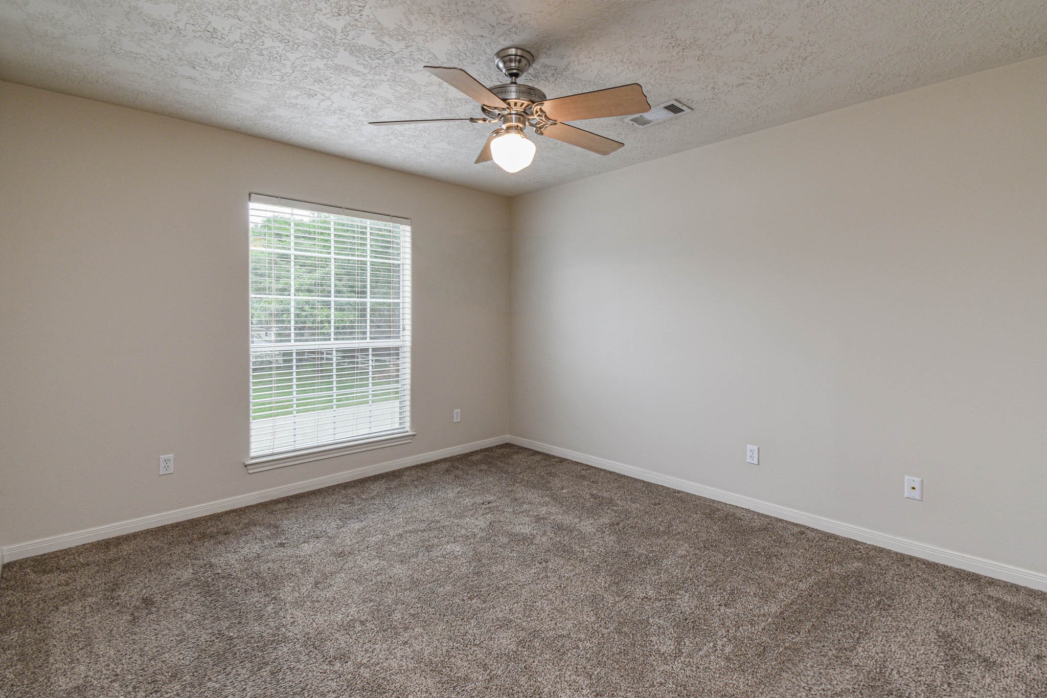 213 Foster Street Tomball, TX 77375 - Photo 19 of 22