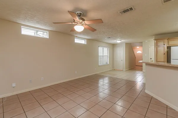 $1,875 | 213 Foster Street, Tomball, TX 77375