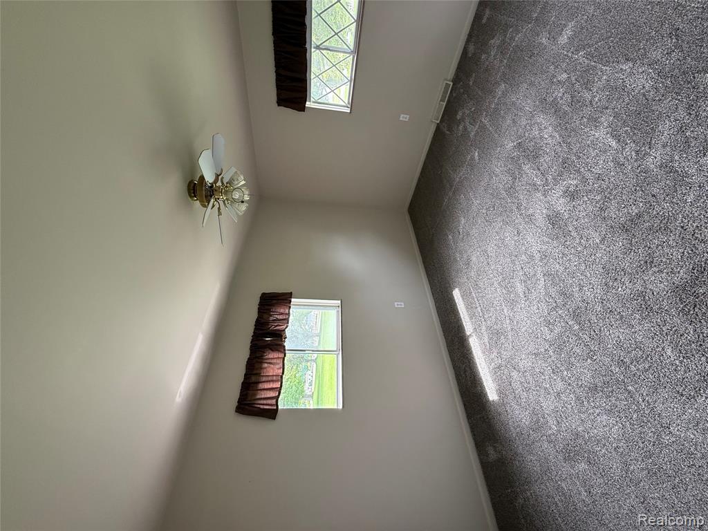 7145 Morrish Road Swartz Creek, MI 48473 - Photo 11 of 27