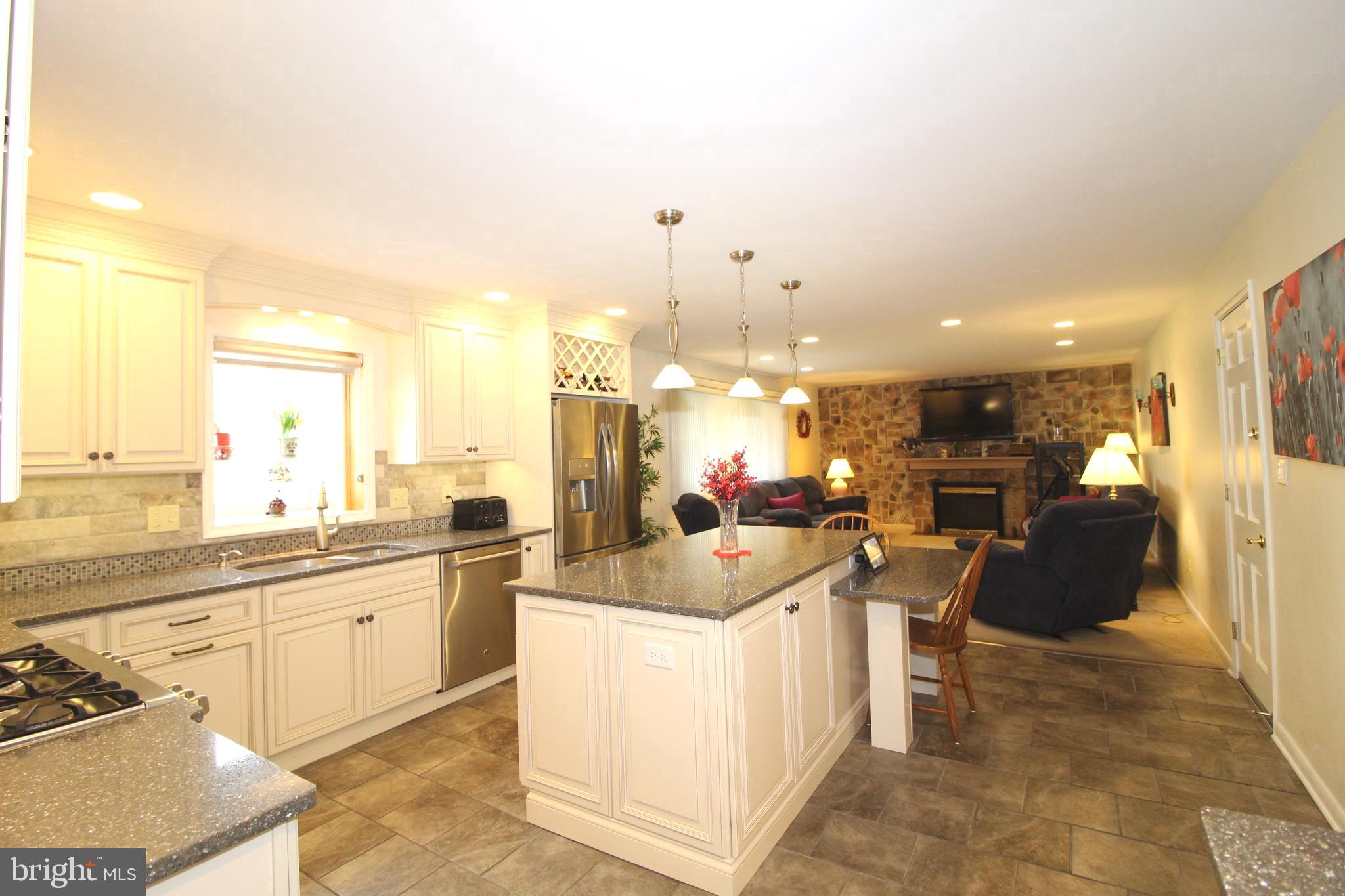 2511 North Gate Road Wilmington, DE 19810 - Photo 11 of 35 Stunning Kitchen with Quartz Counters