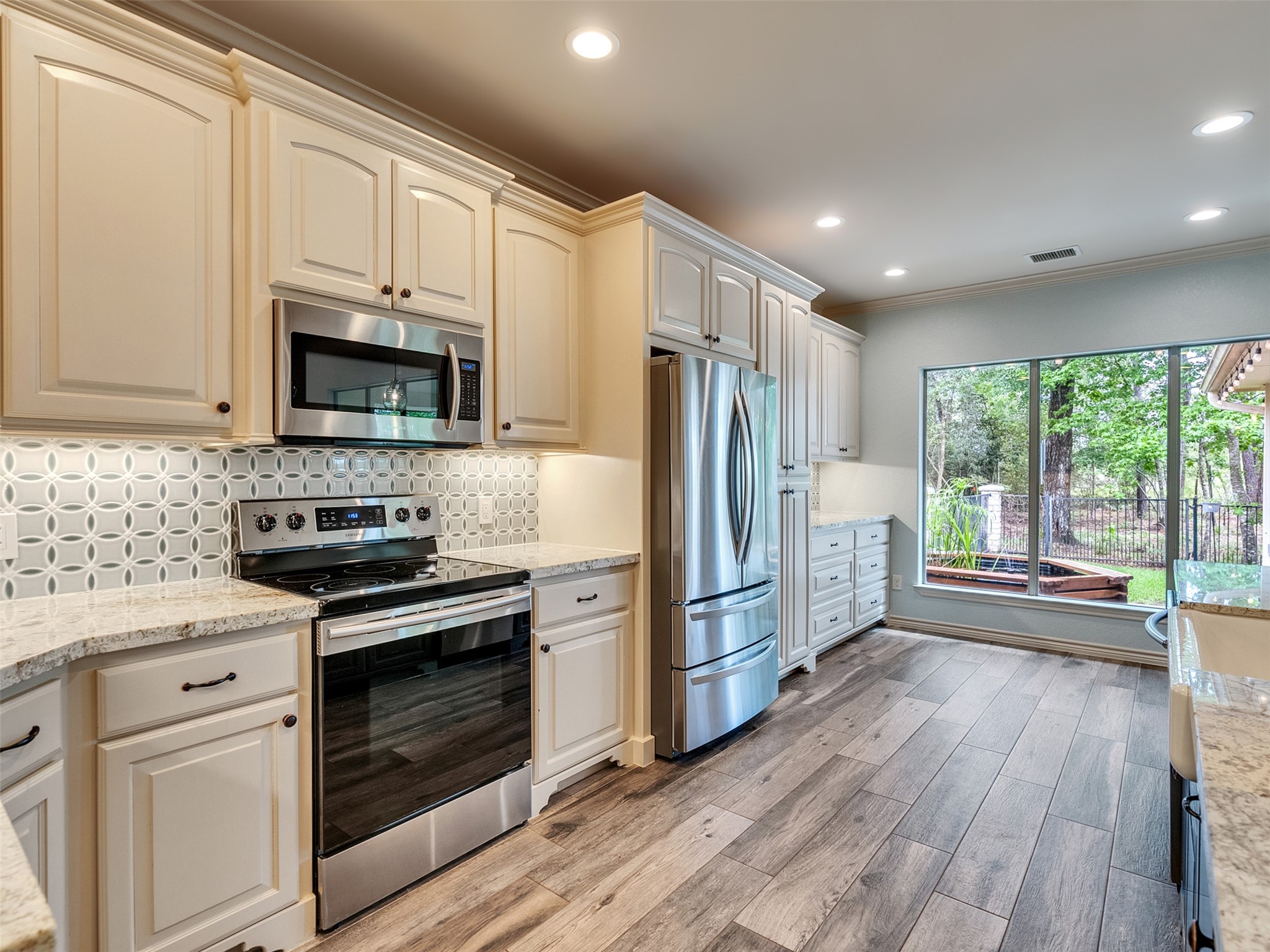 18005 Cindy Lane Conroe, TX 77302 - Photo 19 of 49