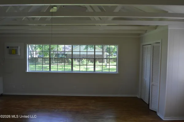 $179,000 | 407 East 16th Street, Yazoo City, MS 39194