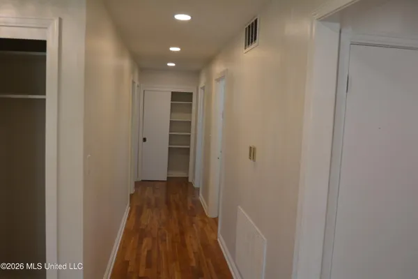 $179,000 | 407 East 16th Street, Yazoo City, MS 39194