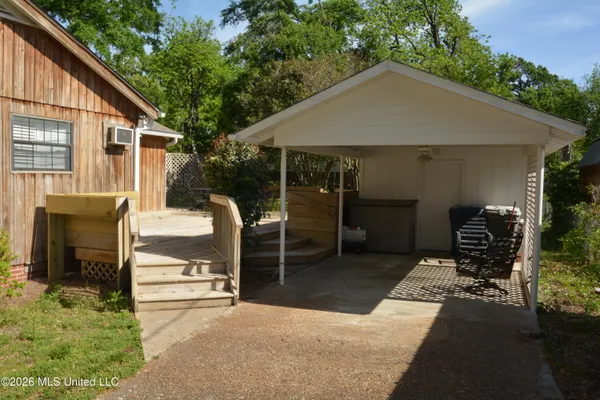$179,000 | 407 East 16th Street, Yazoo City, MS 39194