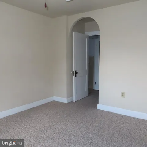 $1,150 | 304 South Coldbrook Avenue, Chambersburg, PA 17201