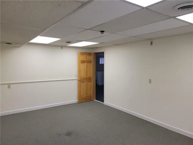 $2,000 | 1235 South Center Street Extension, Unit B, Grove City, PA 16127