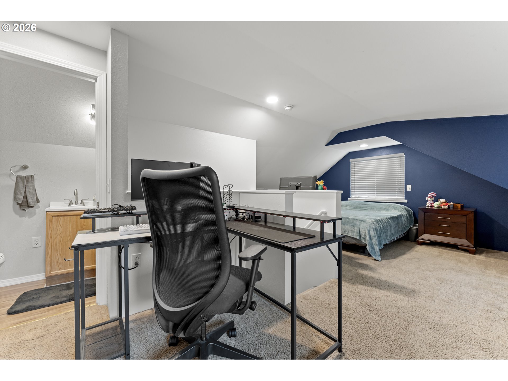 7250 Southwest 70th Avenue Portland, OR 97223 - Photo 24 of 40