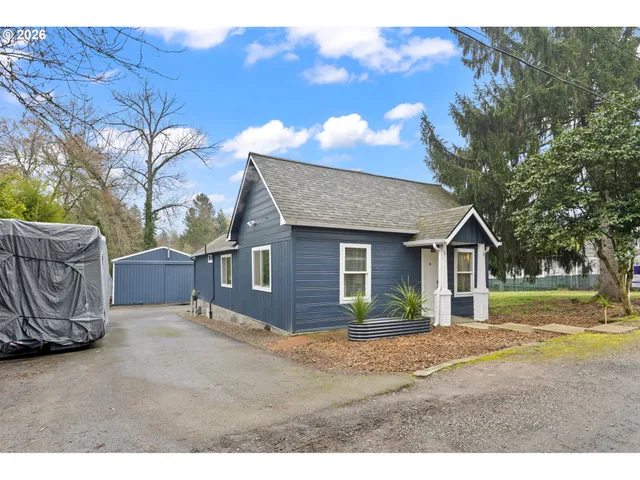 $585,000 | 7250 Southwest 70th Avenue, Portland, OR 97223