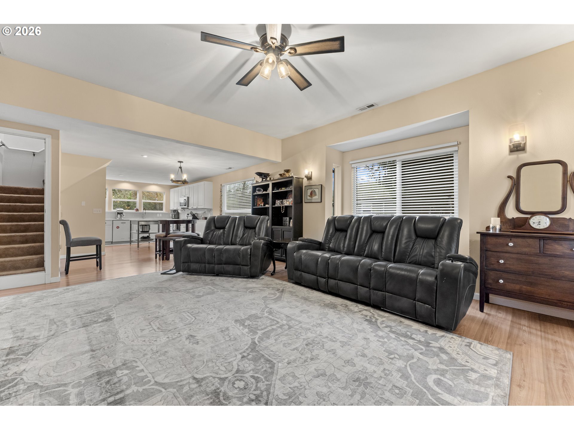 7250 Southwest 70th Avenue Portland, OR 97223 - Photo 7 of 40