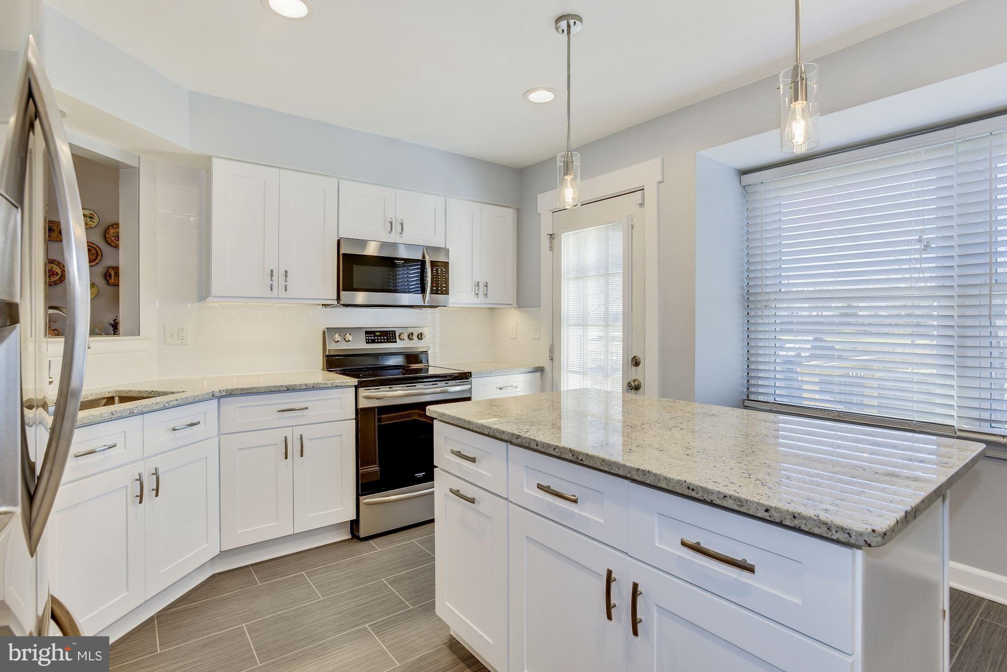 8016 Rocky Run Road Gainesville, VA 20155 - Photo 4 of 30 Kitchen