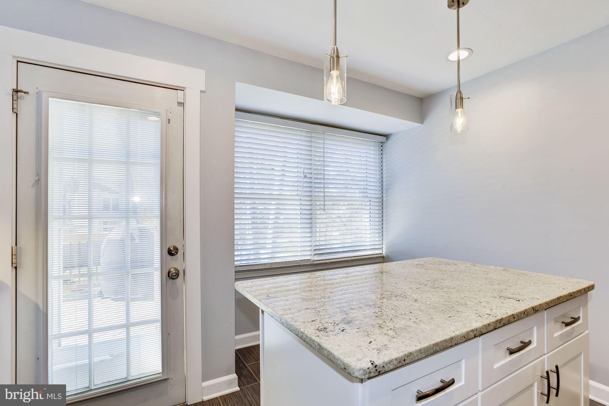 8016 Rocky Run Road Gainesville, VA 20155 - Photo 6 of 30 Kitchen